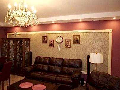 spacious lounge (4).JPG